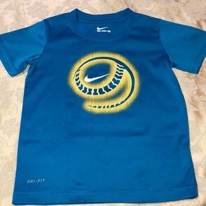 Nike dri-fit t-shirt 4T